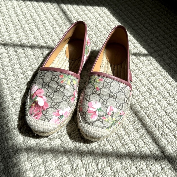 GUCCI Milticolor GG Floral Print Supreme Canvas Espadrille Flats - Picture 2 of 5
